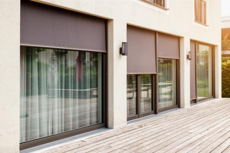 Le brise-soleil orientable, une solution moderne pour g&eacute;rer la luminosit&eacute;